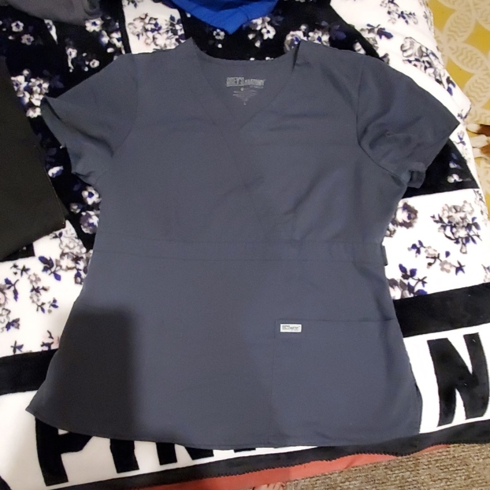 Grey's anatomy  scrub top Large